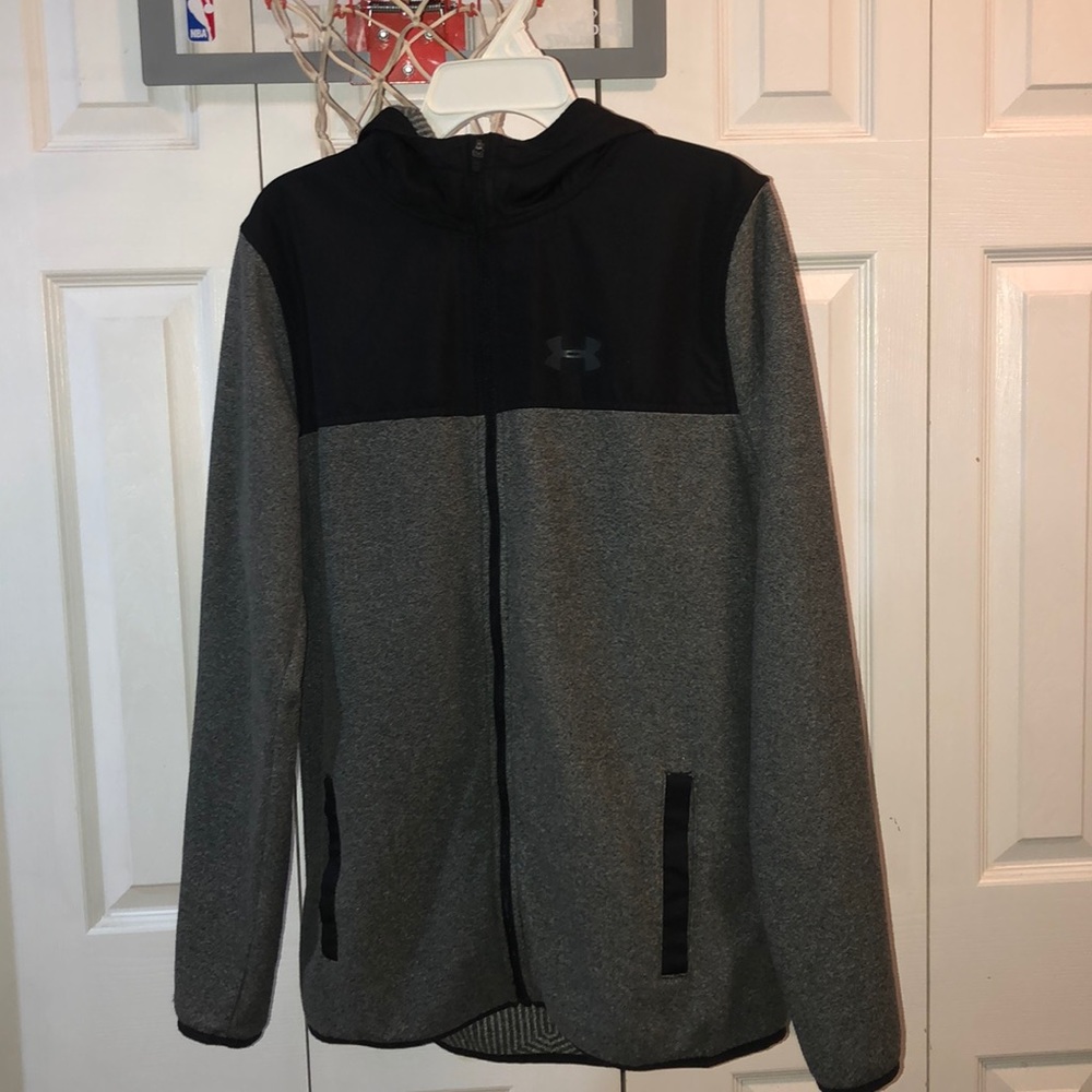 Boys XL Under Armour fleece jacket with full zip